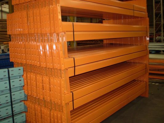 Q235/355 Steel Selective Pallet Racking System For Distribution Centers Storage