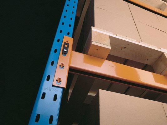 Teardrop Heavy Duty Steel Selective Pallet Racking System For Warehousing Solutions