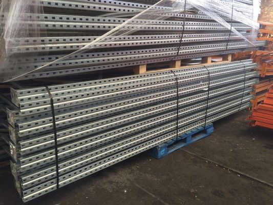 Safe Warehouse Heavy Duty Shelving , Industrial Shelving Pallet Racks