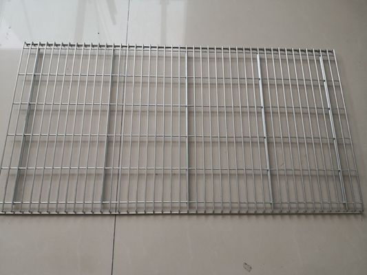 Racking Galvanized Metal Mesh pallet Decking 100kg-2000kg For Warehouse