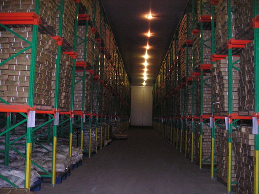 Stainless Steel Drive In Pallet Racking Space Saving Industrial Stacking Racks Shelves
